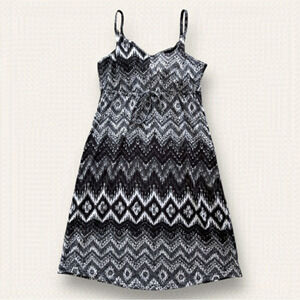 Kyodan A-Line Summer Dress Empire Waist Chevron Print Black White Grey